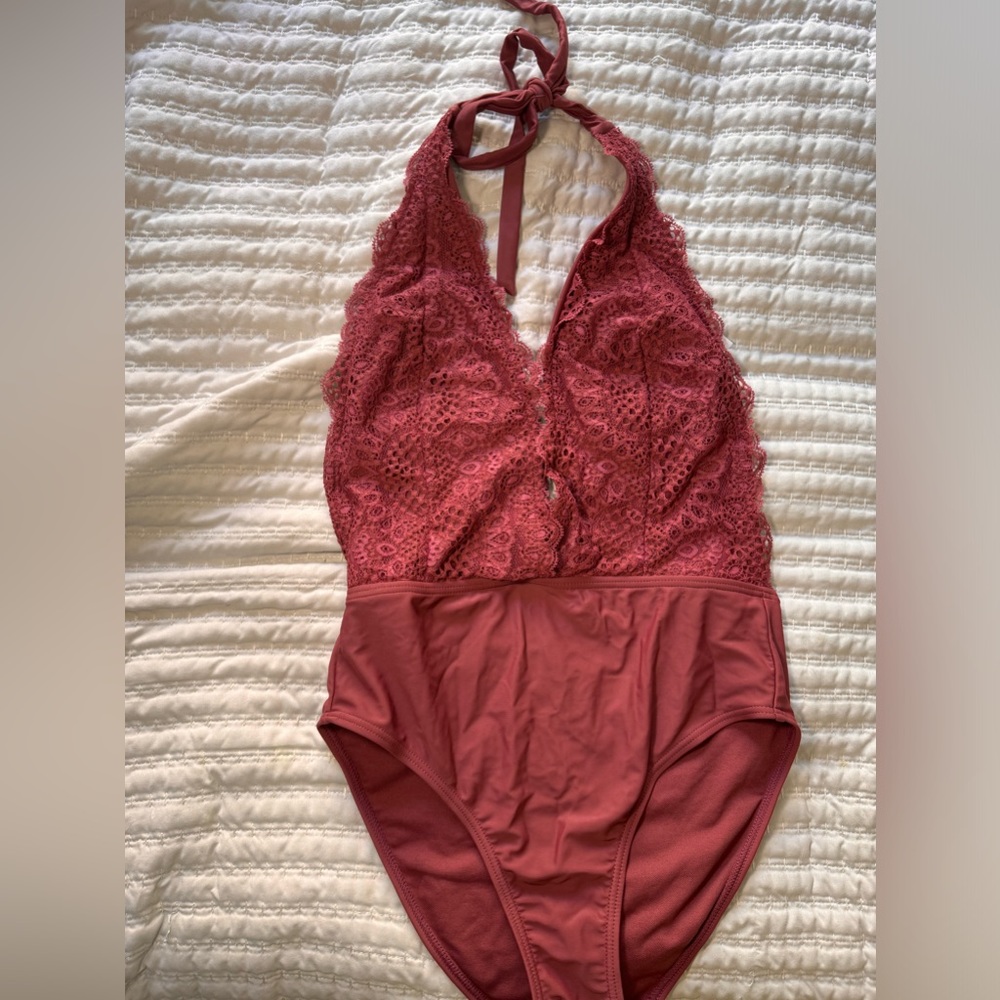 One piece bathing suit